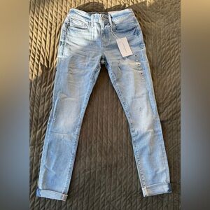BNWT Lucky Brand distressed men’s jeans - 29x32